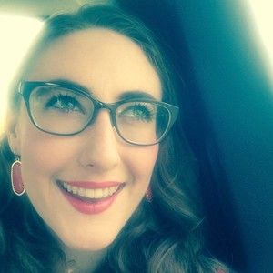 Meet your Posher, Dana